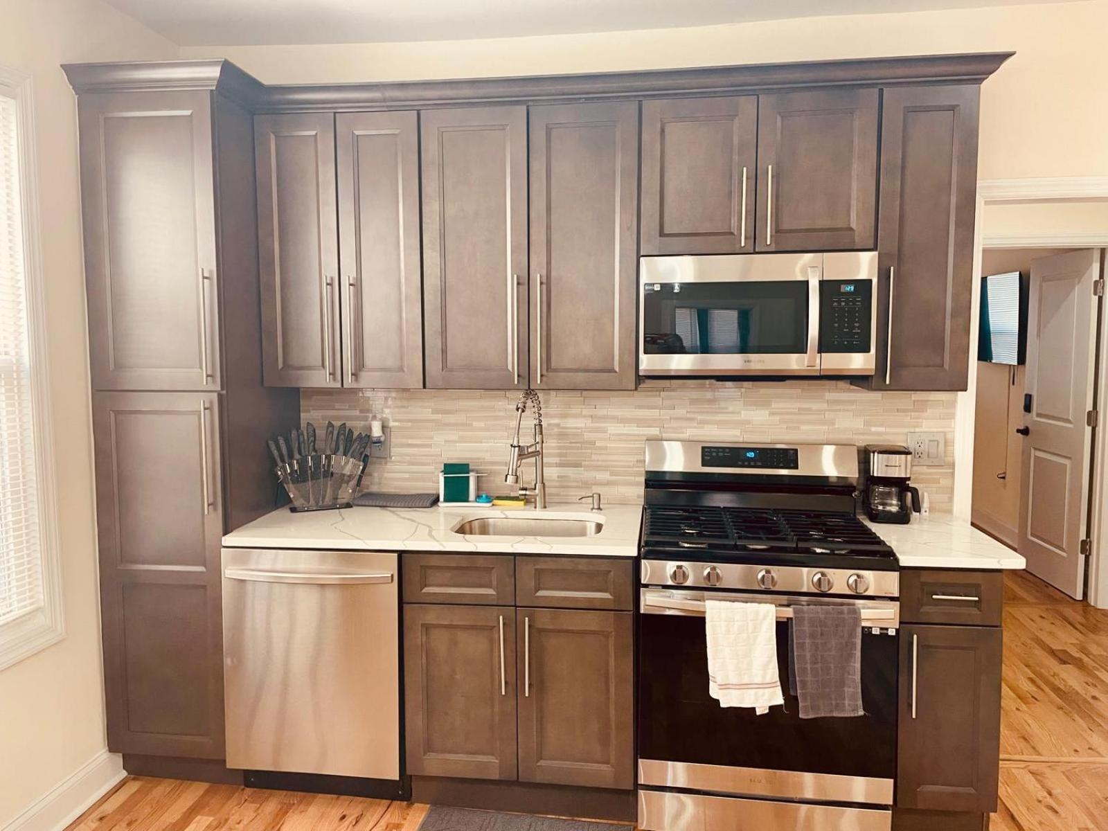 Ooohlala! 2 Beds And 2 Full Baths W/Free Parking Apartment Нюарк Екстериор снимка