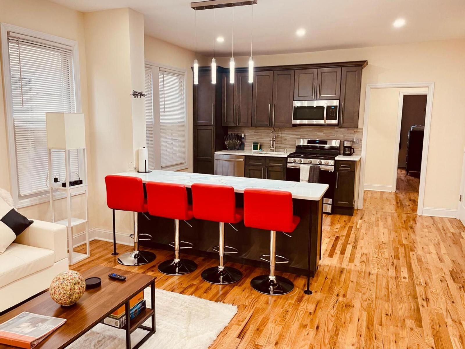 Ooohlala! 2 Beds And 2 Full Baths W/Free Parking Apartment Нюарк Екстериор снимка