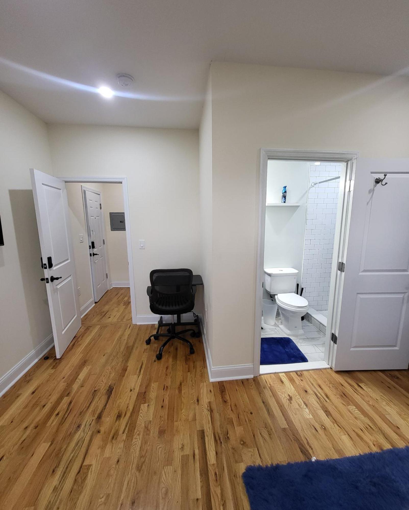 Ooohlala! 2 Beds And 2 Full Baths W/Free Parking Apartment Нюарк Екстериор снимка
