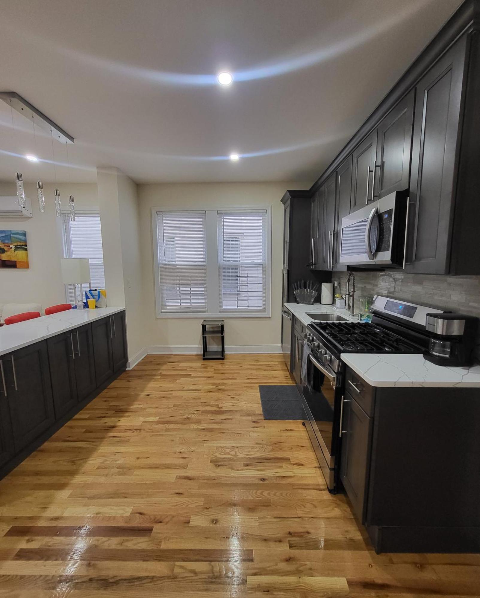 Ooohlala! 2 Beds And 2 Full Baths W/Free Parking Apartment Нюарк Екстериор снимка